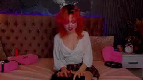 Snapshot of emilyangels chatting on 12-03-25, 07:38 Baby Emelli online show from 12-03-25, 07:38