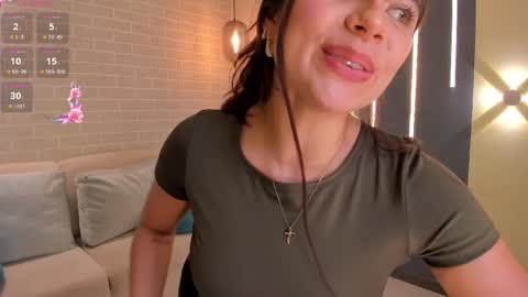 Emily Armstrong online show from 12-19-24, 06:34