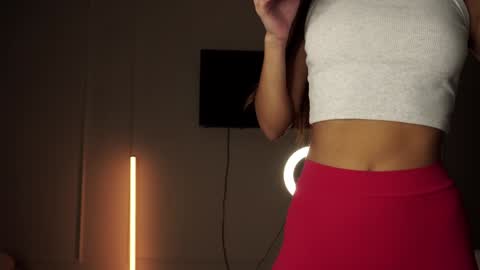 emilybatee online show from 12-11-24, 05:59