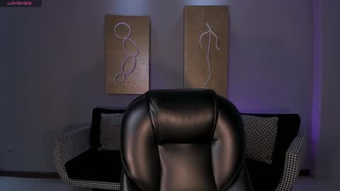 Emily Carter online show from 04-30-26, 11:05