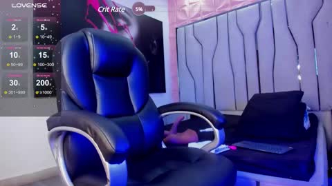 emilycat_777 online show from 01-19-25, 06:53