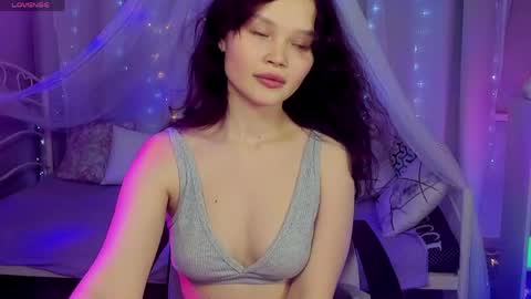 Snapshot of emilychaves chatting on 05-04-26, 07:48 Emilyhaves online show from 05-04-26, 07:48