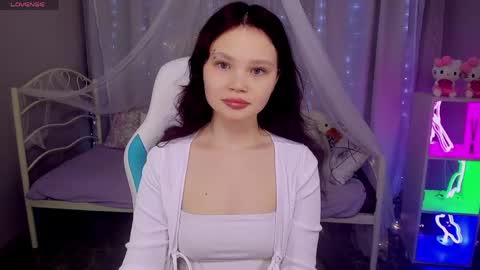 Snapshot of emilychaves chatting on 05-12-26, 07:27 Emilyhaves online show from 05-12-26, 07:27