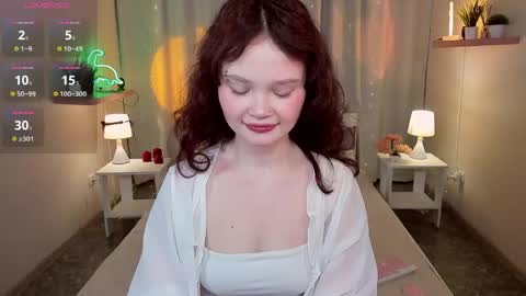 Snapshot of emilychaves chatting on 05-26-26, 07:37 Emilyhaves online show from 05-26-26, 07:37