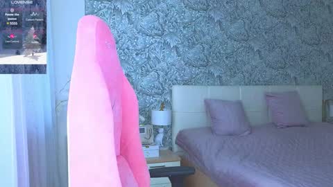 Snapshot of emilydancee chatting on 01-28-25, 03:04 emilydancee online show from 01-28-25, 03:04