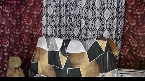 Snapshot of emilydoth chatting on 10-11-25, 01:53 EmilyDoth online show from 10-11-25, 01:53