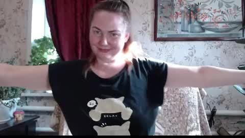 Snapshot of emilydoth chatting on 05-03-26, 10:54 EmilyDoth online show from 05-03-26, 10:54