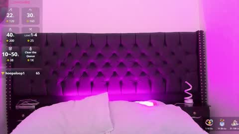 Snapshot of emilyevanss1_ chatting on 11-22-25, 04:44 Emily online show from 11-22-25, 04:44