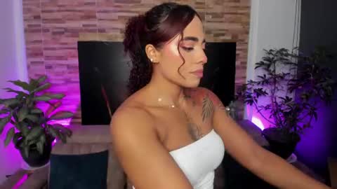 emily online show from 06-11-26, 02:53