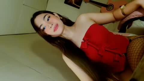 Snapshot of emilyfuckers chatting on 01-17-26, 11:37 ariane online show from 01-17-26, 11:37