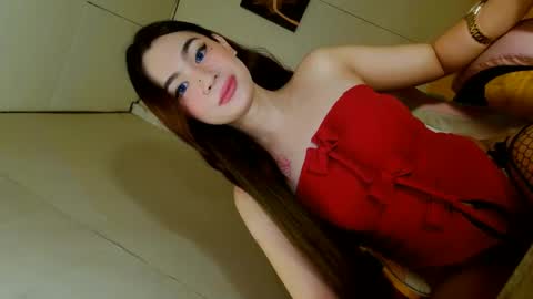 Snapshot of emilyfuckers chatting on 02-07-26, 08:07 ariane online show from 02-07-26, 08:07