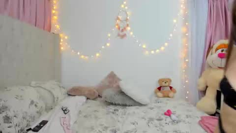 Emily online show from 02-23-25, 12:08