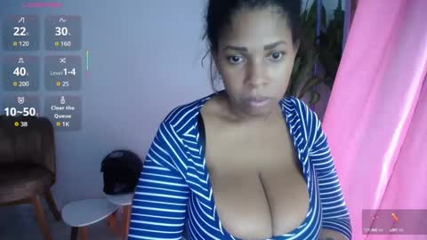 Snapshot of emilyhines__ chatting on 09-24-25, 07:39 Emilyhines online show from 09-24-25, 07:39