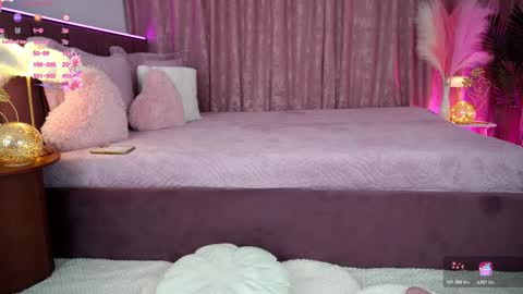 Emily  online show from 11-18-25, 06:12