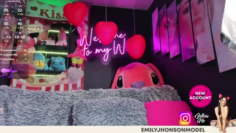 Snapshot of emilyjhonson_1 chatting on 02-05-25, 06:04 Emily Jhonson online show from 02-05-25, 06:04