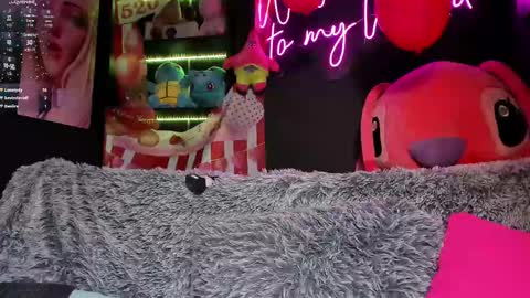 Emily Jhonson online show from 02-19-25, 05:49