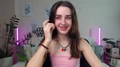 Emyli online show from 01-28-25, 08:58