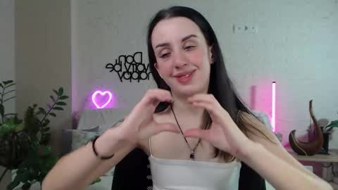 Emyli online show from 03-04-25, 07:01