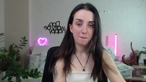 Emyli online show from 03-05-25, 01:10