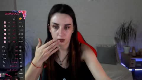 Emyli online show from 11-30-25, 12:47