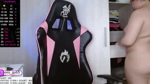 Emilyn online show from 09-22-25, 04:31