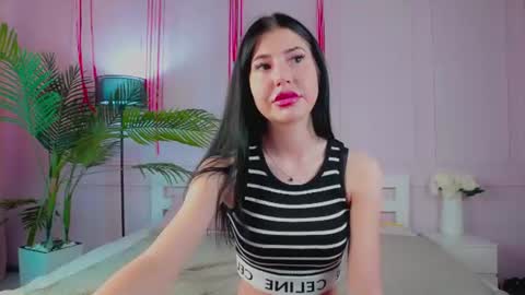 Snapshot of emilyramsey chatting on 06-15-26, 03:47 Emily online show from 06-15-26, 03:47