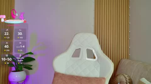 Snapshot of emilyrive chatting on 03-02-26, 12:02 Emily online show from 03-02-26, 12:02