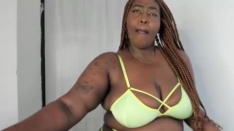 emilyrojas online show from 09-15-25, 12:05