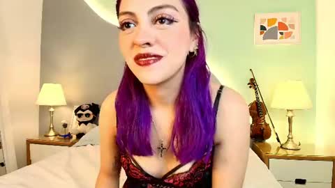 Snapshot of emilyroth chatting on 06-10-26, 07:02 emily online show from 06-10-26, 07:02