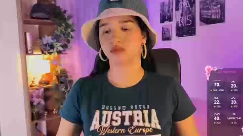 Snapshot of emilyrousex chatting on 09-27-25, 02:22 emilyrousex online show from 09-27-25, 02:22