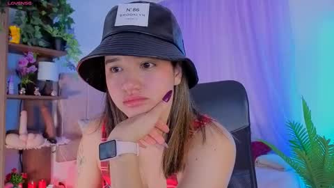 Snapshot of emilyrousex chatting on 12-02-25, 02:01 emilyrousex online show from 12-02-25, 02:01