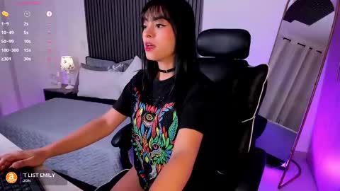 Snapshot of emilyruiz1 chatting on 03-12-25, 11:09 Emily online show from 03-12-25, 11:09