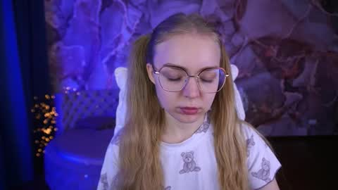  MY NAME IS Emily WELCOME EVERYONE I WILL BE HAPPY TO GIVE YOU WHAT YOU HAVE DREAMED OF FOR SO LONG online show from 10-20-25, 06:47