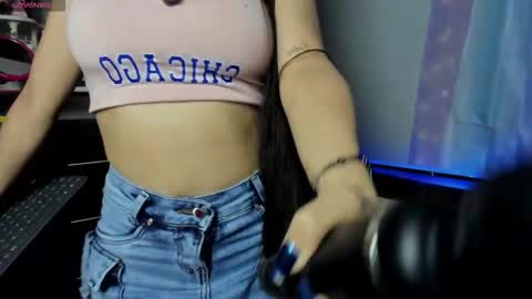 Snapshot of emilytafur chatting on 03-09-26, 10:58 Emy online show from 03-09-26, 10:58