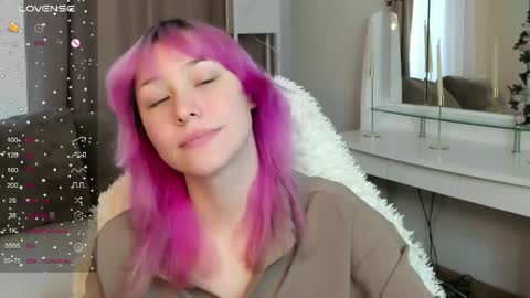 Betty online show from 05-27-26, 01:24