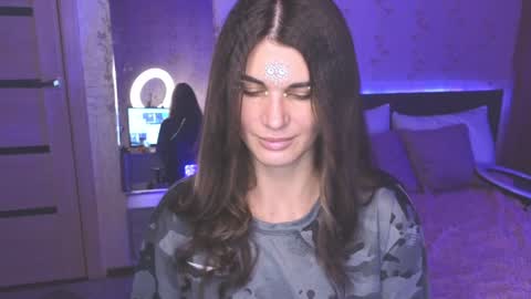 Emily online show from 12-08-24, 04:14