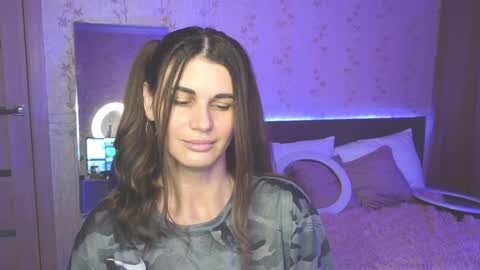 Emily online show from 12-09-24, 05:40