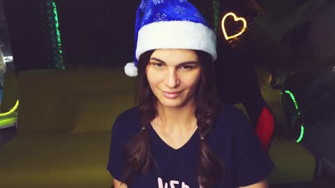 Emily online show from 12-22-24, 04:50