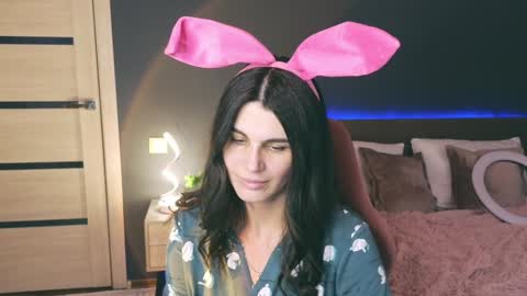 Emily online show from 01-26-25, 07:53