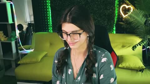 Emily online show from 01-30-25, 04:37