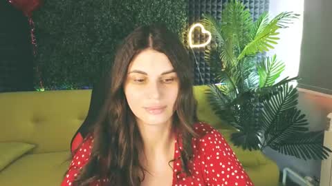 Emily online show from 03-06-25, 07:36