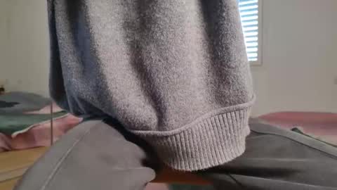 Emily ----  online show from 03-17-26, 08:39