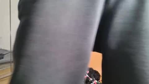 Emily ----  online show from 04-29-26, 08:07