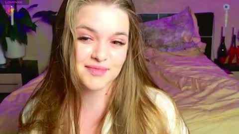 emilywhisperawesome online show from 06-14-26, 08:44