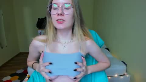 Emily online show from 02-18-25, 05:31