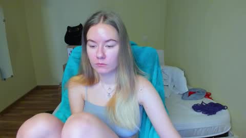 Emily online show from 02-28-25, 09:58