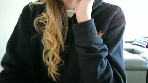 emilly online show from 10-30-25, 07:14