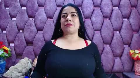 Snapshot of emilyy_moon_ chatting on 03-12-26, 03:18 Emilyy Moon online show from 03-12-26, 03:18