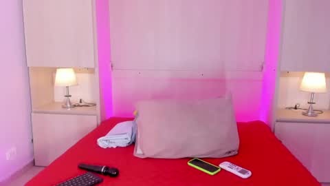 Emily online show from 06-09-26, 03:29