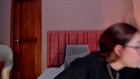 Emilyy Watson online show from 11-15-25, 12:30